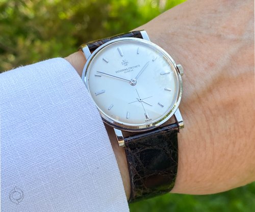 Carousel post from schoenesammleruhren.