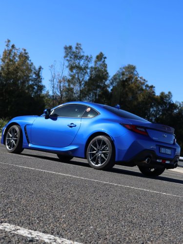 Carousel post from throttledownunder.