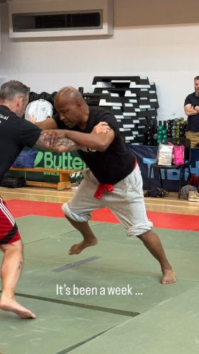 Video post from azischooloftaiji.