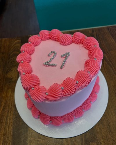 Photo post from smallcakestyler.