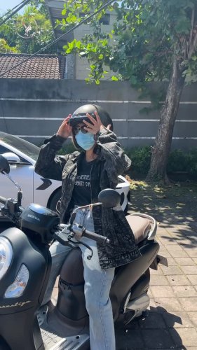 PostPhoto