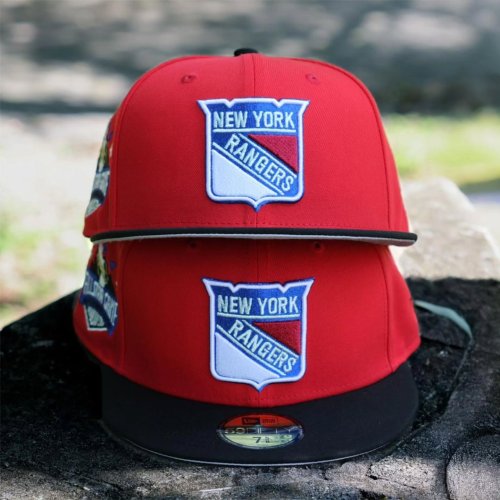 Carousel post from exclusive.fitted.