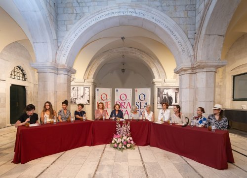 Carousel post from dubrovnikfestival.