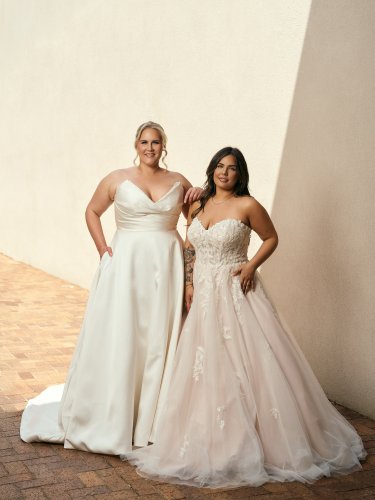 Carousel post from thecurvybridenj.