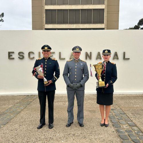 Carousel post from escuelamilitaroficial.