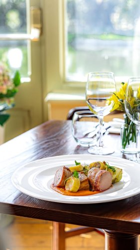 Video post from themoathouse.