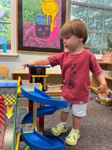 Carousel post from gortoncenterlf.