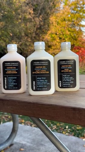 Video post from mixedchickshair.