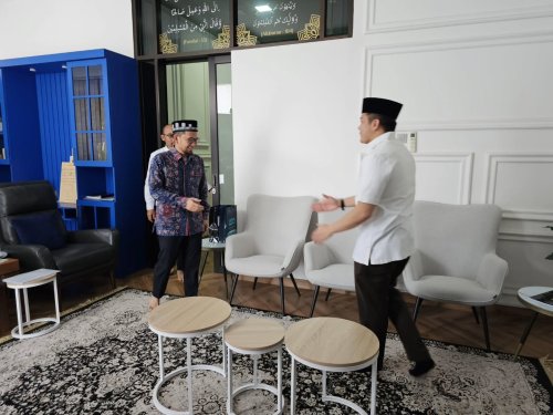 PostPhoto