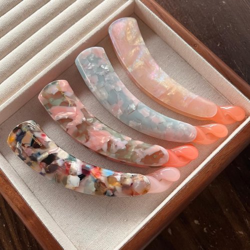 Carousel post from blingtw.