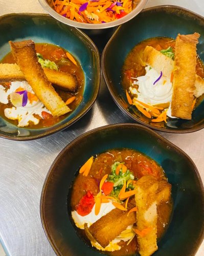 Photo post from miditreizepontarlier.