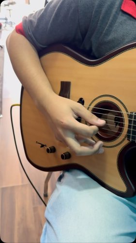 Video post from miyatamusic.