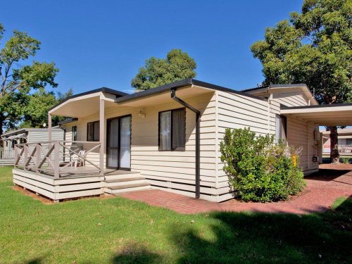 Carousel post from visitalburywodonga.