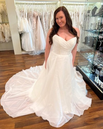 Photo post from thecurvybridenj.