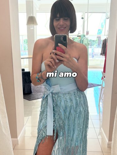 Carousel post from soniajamp.