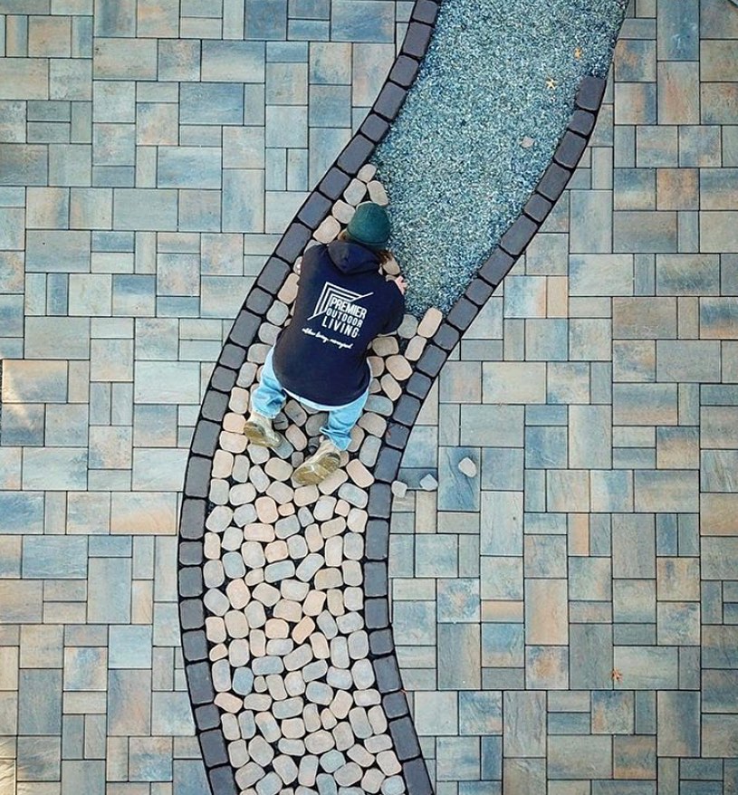 Photo post from techobloc.
