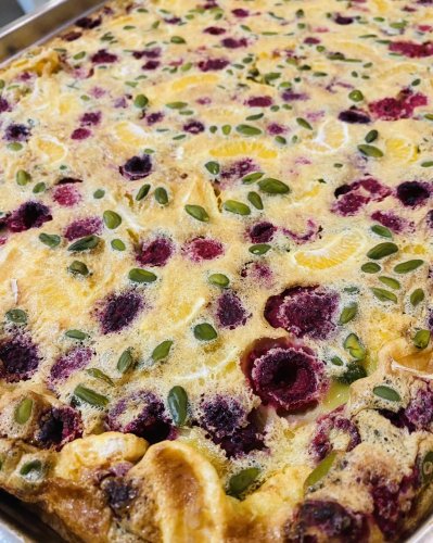 Carousel post from miditreizepontarlier.