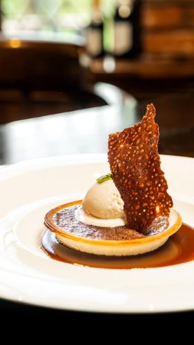 Video post from themoathouse.