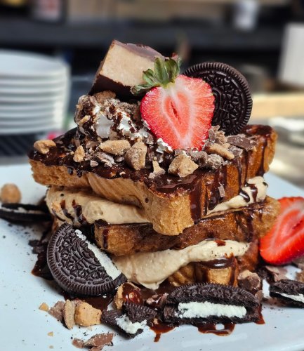 Photo post from laurasbarandgrill.