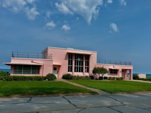 Carousel post from beevco.