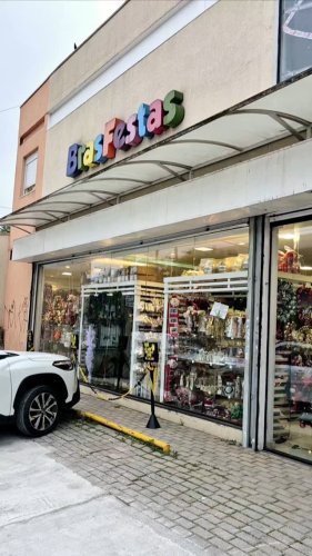 Video post from brasfestas.