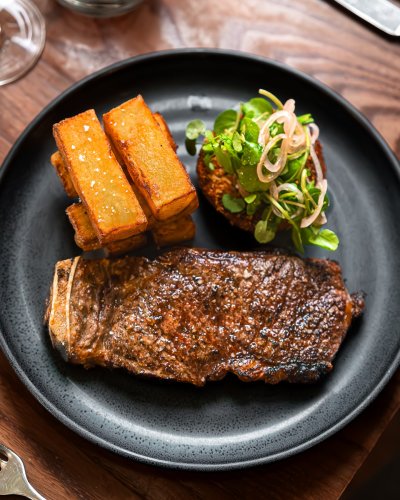 Photo post from themoathouse.