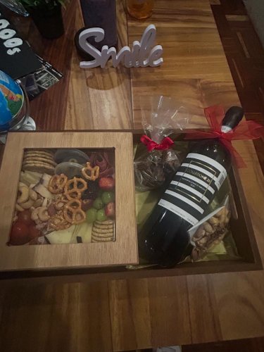 Carousel post from la_gifteria.