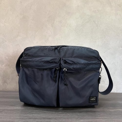 Carousel post from t_n_vintage.