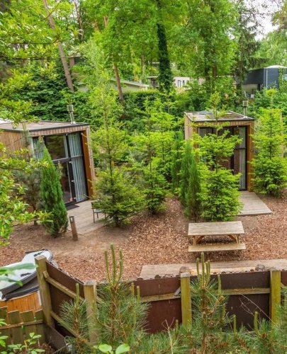 Carousel post from glampings.