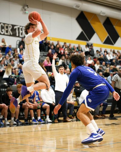Carousel post from bvtigernews.