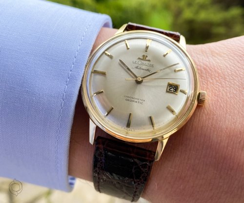 Carousel post from schoenesammleruhren.