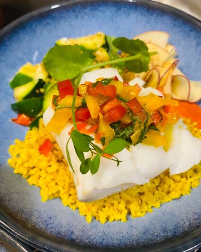 Carousel post from miditreizepontarlier.