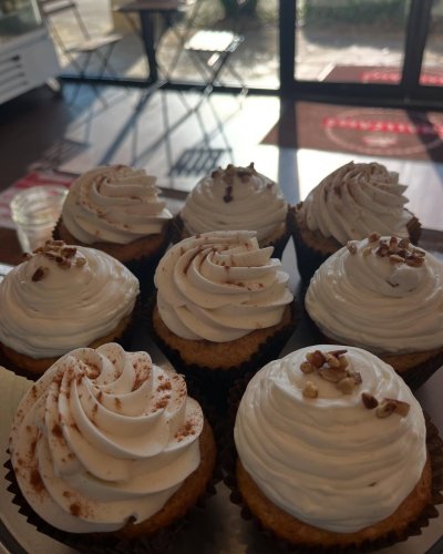 Photo post from smallcakestyler.
