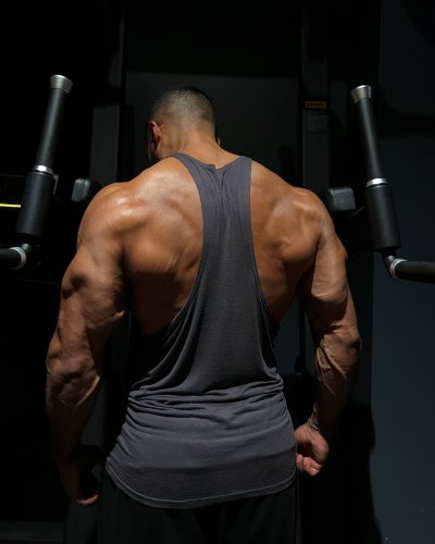 Carousel post from ph_gains.
