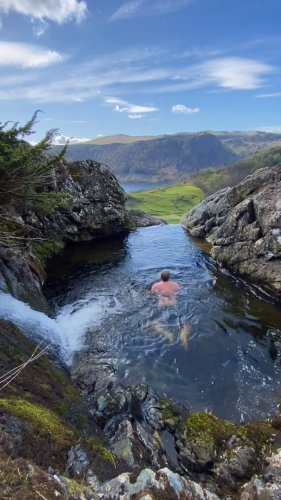 Video post from hiking_photographer.