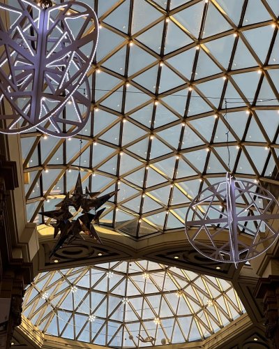 Carousel post from galeriaspacificoshopping.