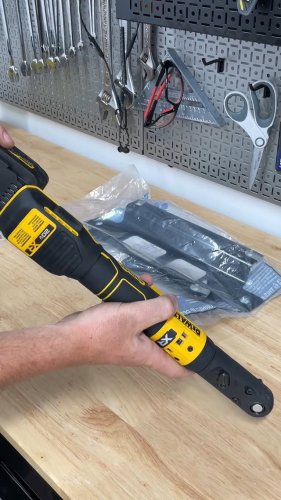 Video post from dewalttough.