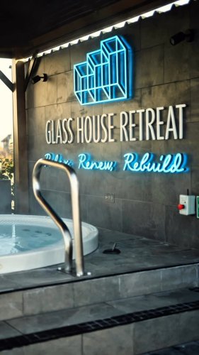 Video post from glasshouseretreat.