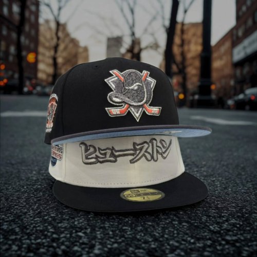 Carousel post from exclusive.fitted.