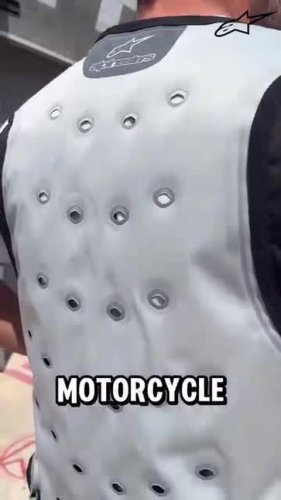 Video post from motomax.