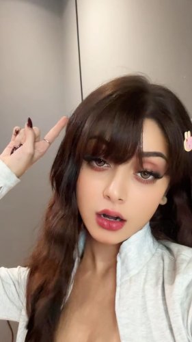 Video post from alizehshahofficial.
