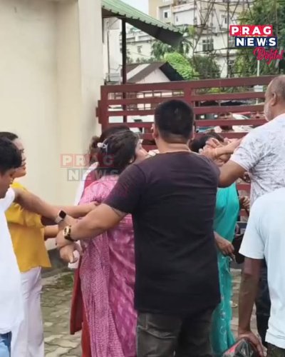 Video post from pragnewsofficial.