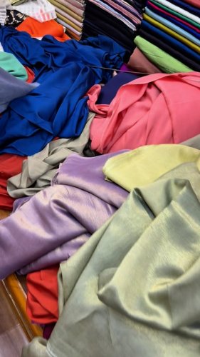 Video post from akbar_fabrics_.