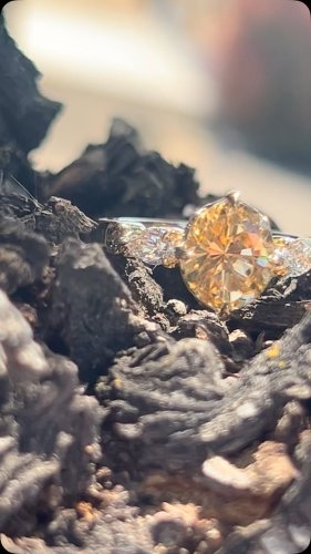 Video post from annelizabethjewelry.