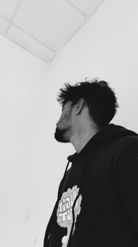 Video post from _uncommon_song78.