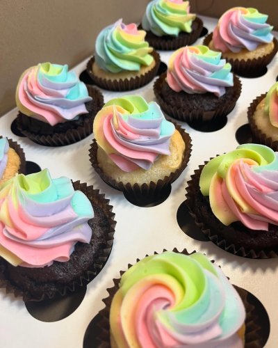 Photo post from smallcakestyler.