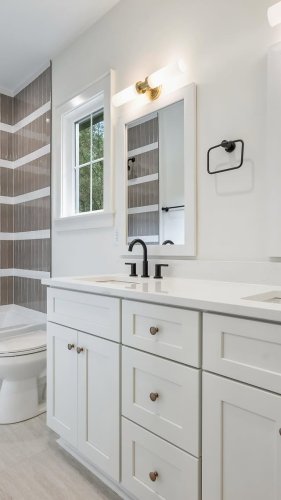 Video post from qc.builders.