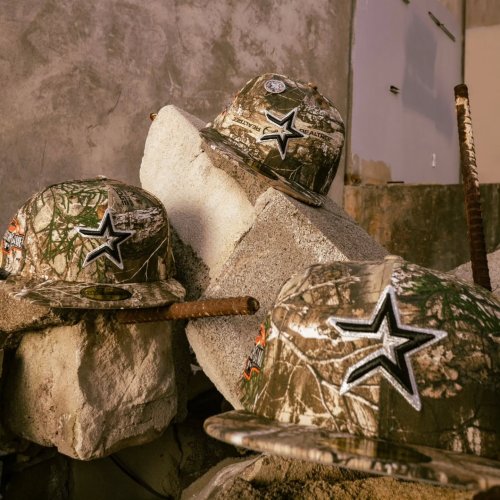 Carousel post from exclusive.fitted.