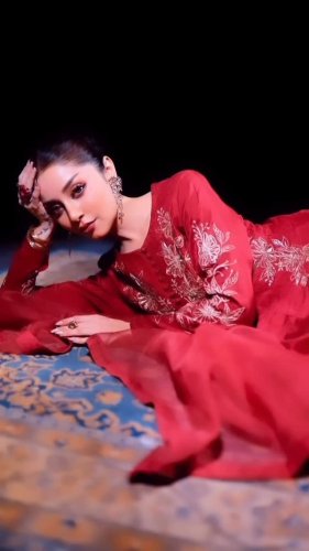 Video post from alizehshahofficial.