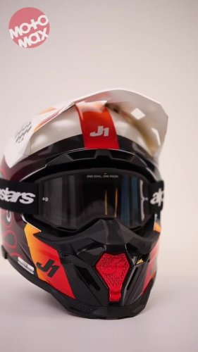 Video post from motomax.